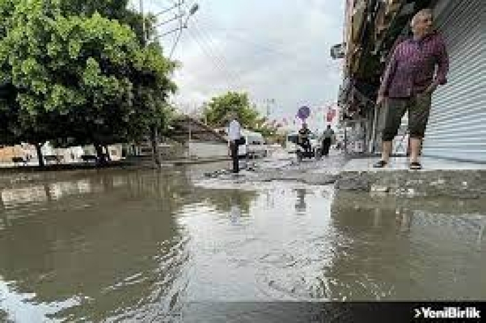 Li bajarên Mêrsîn û Edenê lehî rabû