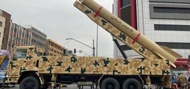 إيران تكشف عن «خيبر» أحدث صواريخها الباليستية