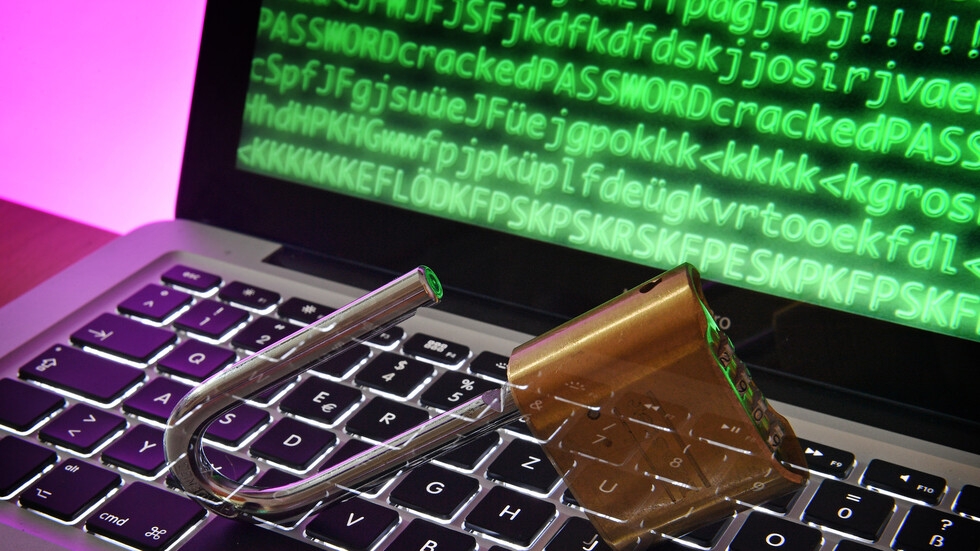 أمريكا تتهم الصين بمهاجمة شبكة حاسوب بنيتها التحتية