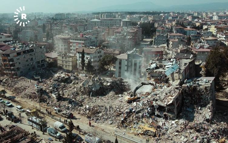 Herêma erdhejê wek dergûşê diheje: Bi hezaran erdhej hatine tomarkirin