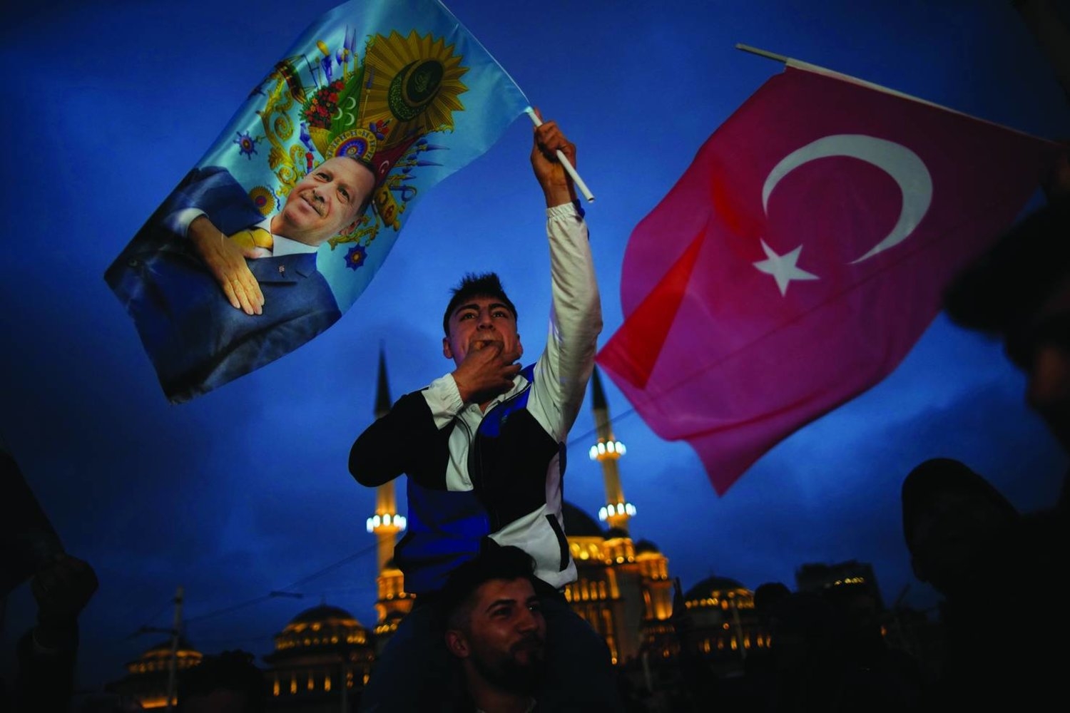 إردوغان في مستهل ولايته يعد بـ«حزام سلام»