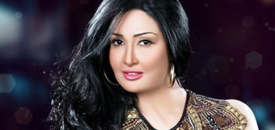 غادە عەبدولڕازق:  پارەكەم لە شتە بێ بایەخەكاندا خەرج كرد بۆیە قستم لەسەرە