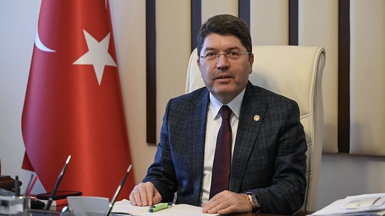 Wezîrê Dadê: Gelê Tirkiyê hêjayî 'Destûra Bingehîn a Nû' ye