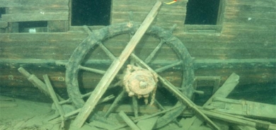 كەشتیە بێ خاوەنەكەی ماڵی دێوەكان