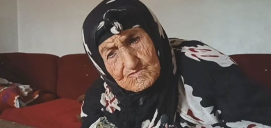 Pîrejina Kurd 100 sal derbas kiriye lê gelek helbest û çîrokan ji ber xwe dizane