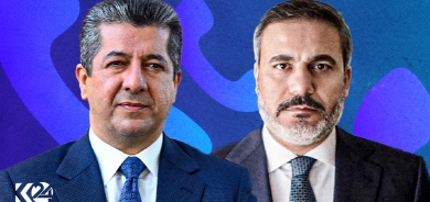 Serokwezîrê Herêma Kurdistanê pîrozbahiyê li Wezîrê Derve yê Tirkiyê dike