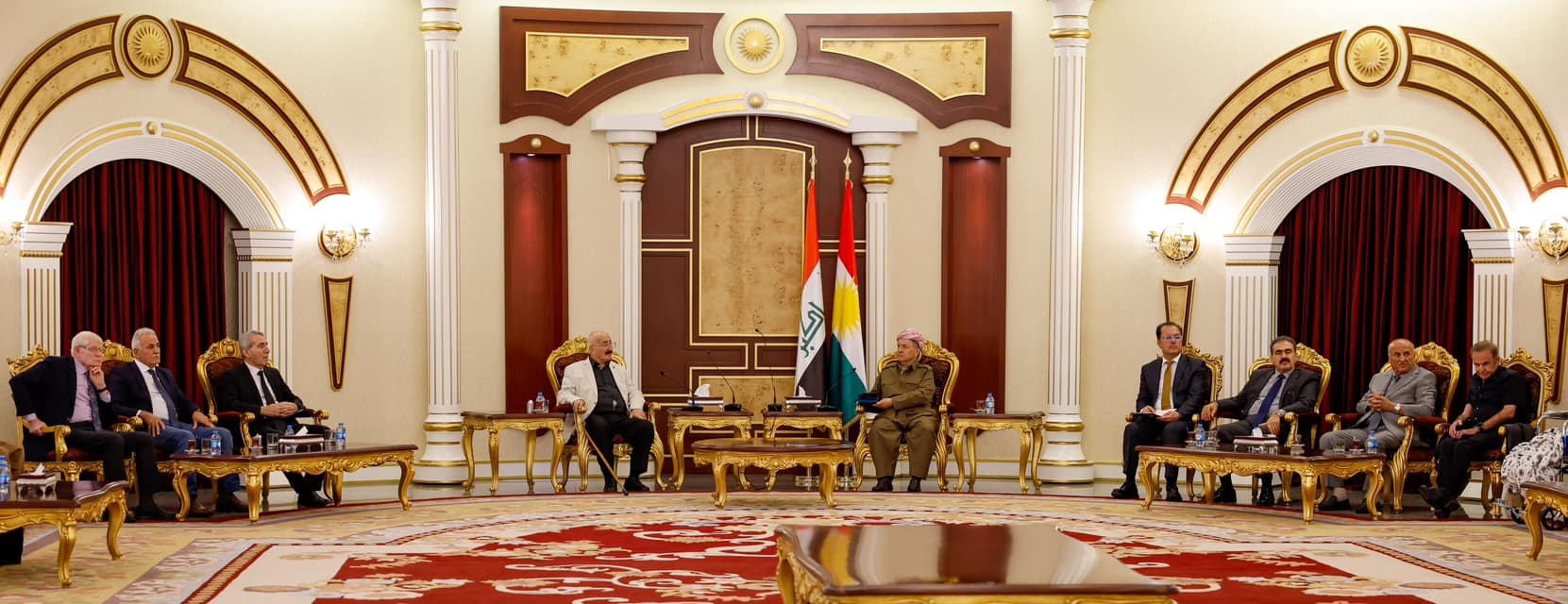 سەرۆك بارزانی پێشوازیی لە ژمارەیەك لە هونەرمەندانی كوردستان دەكات