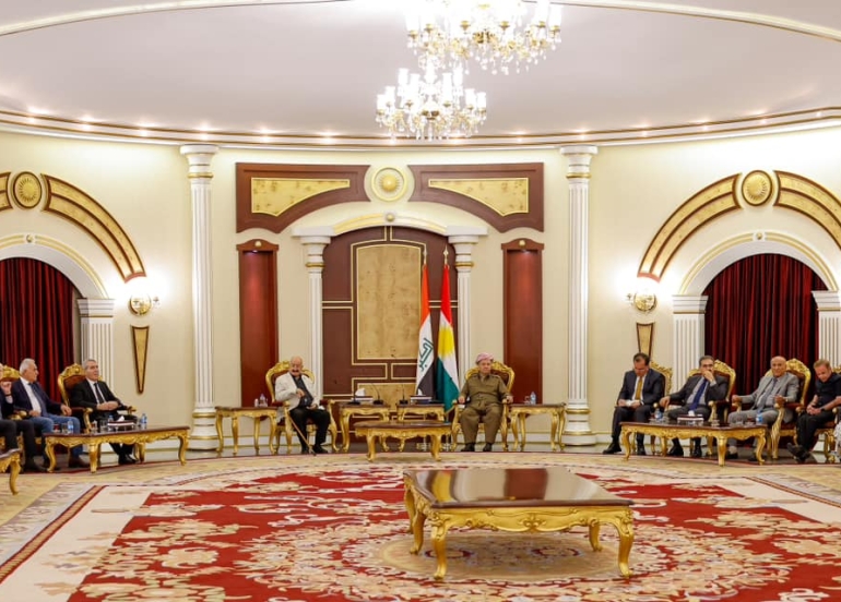 سەرۆك بارزانی پێشوازیی لە ژمارەیەك لە هونەرمەندانی كوردستان دەكات