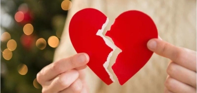 دراسة: النساء أكثر حساسية تجاه ألم الخسارة من الرجال