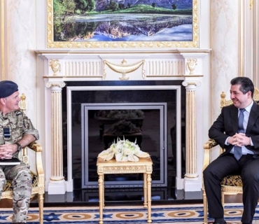 سەرۆکی حکوومەتی هەرێمی کوردستان پێشوازیی لە شاندێكى سه‌ربازيى به‌ريتانى کرد و چەند پرسێکیان تاوتوێکرد.