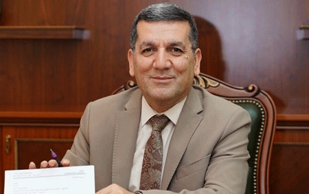 د. كامەران یونس  سەرۆكی زانكۆی سەڵاحەدین بۆ گوڵان:     زانكۆ نەوەیەك پەروەردە دەكات كە لە چوارچێوەی پاراستنی قەوارەی هەرێمی كوردستاندا نیشتمانەكەی خۆی خۆش بوێت و ڕێز لە گەلەكەی بگرێت