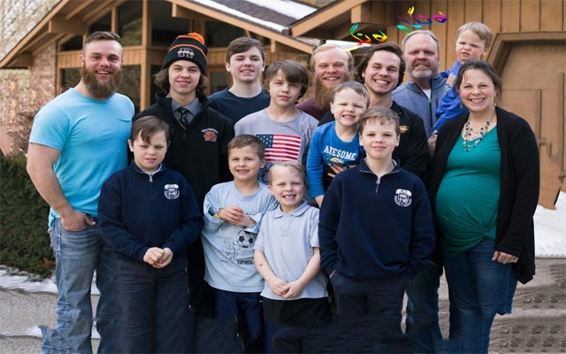 نازداری تاقانەی 13 برا