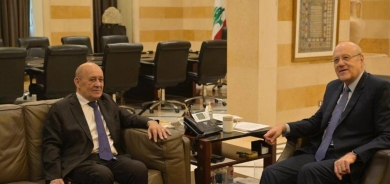 لودريان يستمع إلى مواقف القوى اللبنانية ولا يحمل خياراً