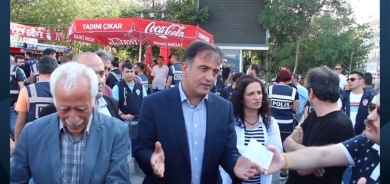 Partiya Çepên Kesk li Amedê xwepêşandanek li dijî êrîşên Tirkiyê kir