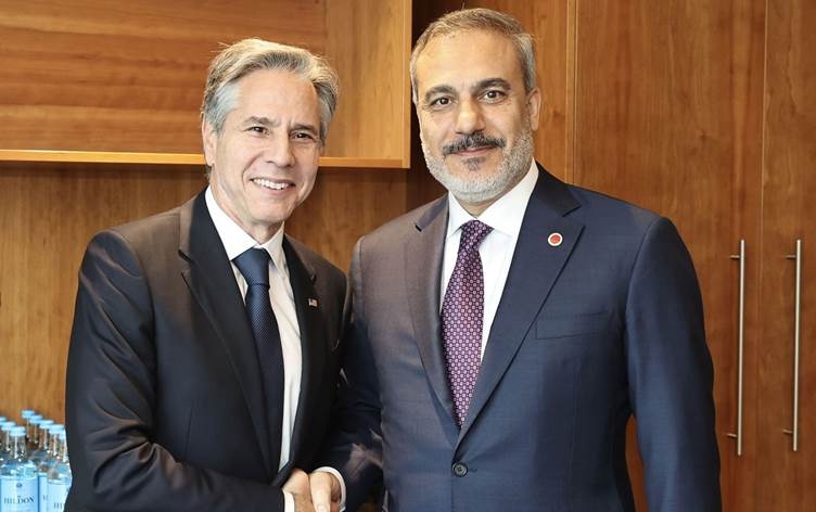 Wezîrên Derve yên Tirkiye û Amerîka pêşhatên Rûsya gotubêj kirin