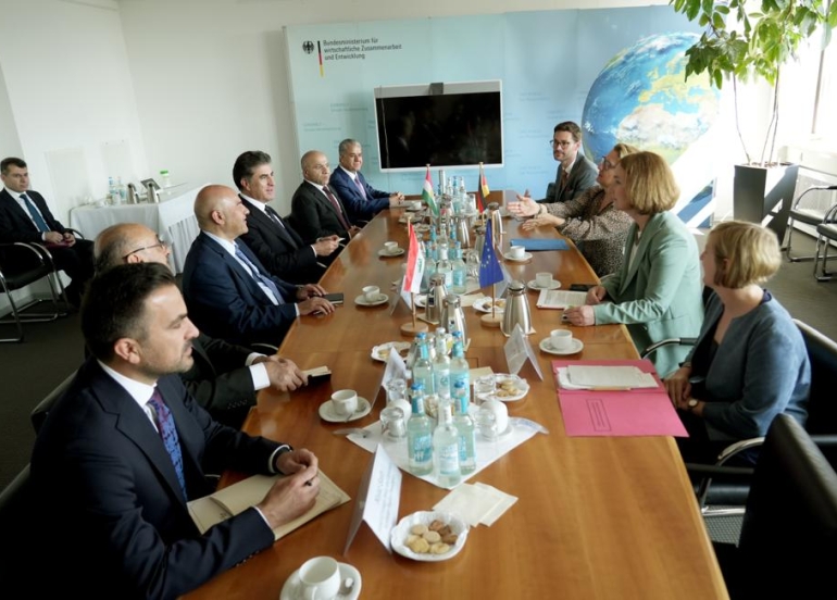 سه‌رۆكى هه‌رێمى كوردستان له‌گه‌ڵ وه‌زيرى هاريكاريى ئابوورى و په‌ره‌پێدانى ئه‌ڵمانيا كۆبووه‌وه‌