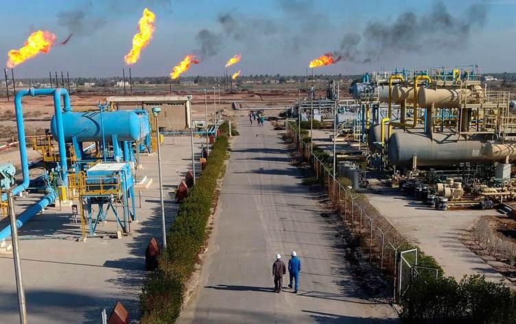 7 مليارات و324 مليون دولار إيرادات الصادرات النفطية العراقية في أيار