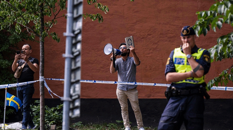 Li Swêdê di roja cejnê de Qurana pîroz şewitand