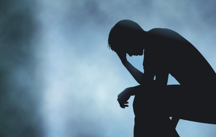 دراسة جديدة: صدمات الطفولة تفاقم الاكتئاب لدى البالغين