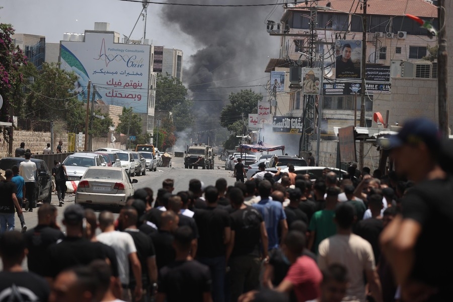 10 welatiyên Felestînî hatine kuştin