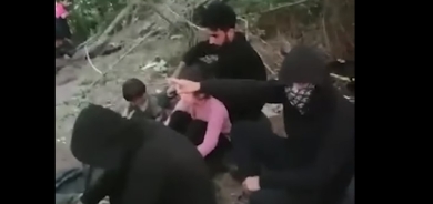 50 koçberên kurd li peravên Yunanistanê asê mane