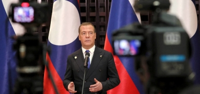 ميدفيديف: يمكن إنهاء أي حرب بسرعة... إما باتفاق سلام أو بالأسلحة النووية