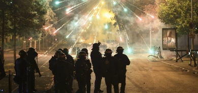 فرنسا: تحقيق بمشاركة جنود من مشاة البحرية في قمع مثيري الشغب