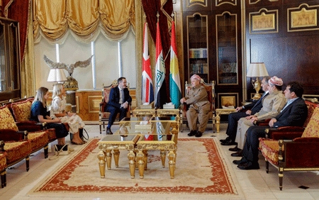 ســەرۆك مــەسعود بارزانی پێشوازیی لە بەڕێز مایك برایسۆن ڕیچاردسۆن، باڵوێزی بەریتانیا لە عێراق كرد.