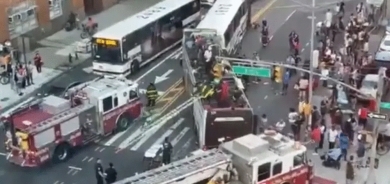 بەهۆی پێکدادانی دوو پاس زیاتر لە ٨٠ کەس بریندار بوون