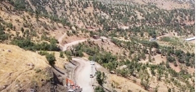 حكومة كوردستان تُنفّذ عدة مشاريع طرقية في قضاء 