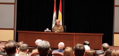 سەرۆك بارزانی لەگەڵ فڕاكسیۆنی پارتی دیموكراتی كوردستان لە پەرلەمانی كوردستان كۆبۆوە.