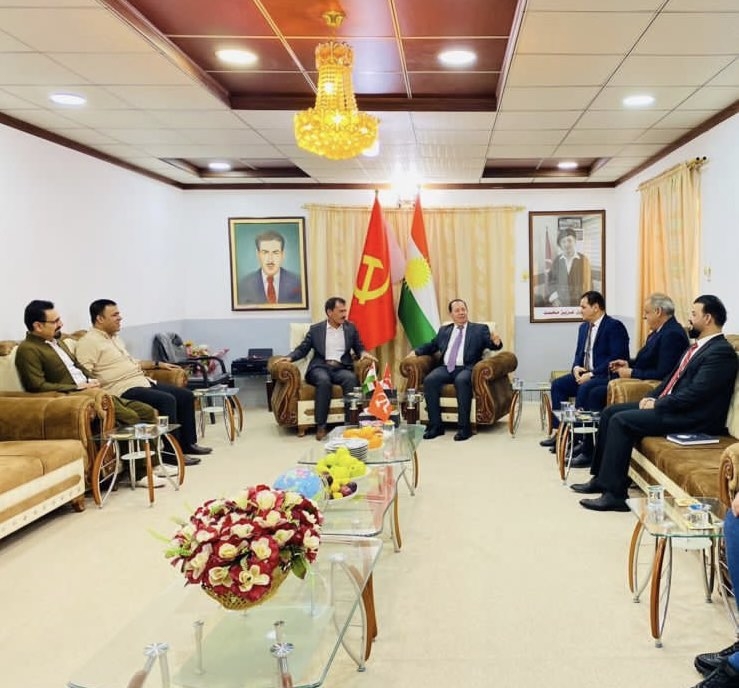 شاندی مه‌كته‌بی ڕێكخستنی پارێزگایی كه‌ركوك - گه‌رمیان, له‌گه‌ڵ پارته‌ كوردستانیه‌كانی كه‌ركوك كۆبوویه‌وه‌