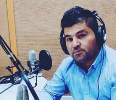 ئاکرێ یا بخو گەشێ دکەت بەلێ هندەک کەس هەنە ناهێلن گەشا خۆ بکەت