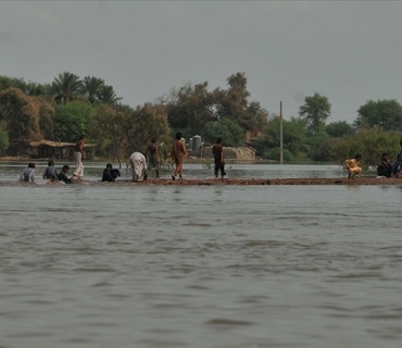 بەهۆی بارانبارینەوە لە پاکستان ٨٠ کەس گیانیان لەدەستدا