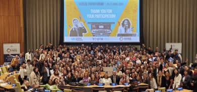 گوین گاونتلێت، سەرۆکی بەبازاڕکردنی جیهانی لە بەرنامەی پەرەپێدانی نەتەوە یەکگرتووەکان : پێشکەوتنە تەکنەلۆژییەکان وایان کردووە رووبەڕوی ئالنگارییی جیهانییەکان ببینەوە