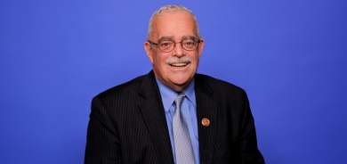 Kongrêsmanê Amerîkî  daxwaz ji hikûmeta Amerîkayê kiriye daku, berevanî ji gelê Kurd bike