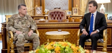 نيجيرفان بارزاني وماثيو ماكفرلين يبحثان عملية الإصلاح في وزارة البيشمركة