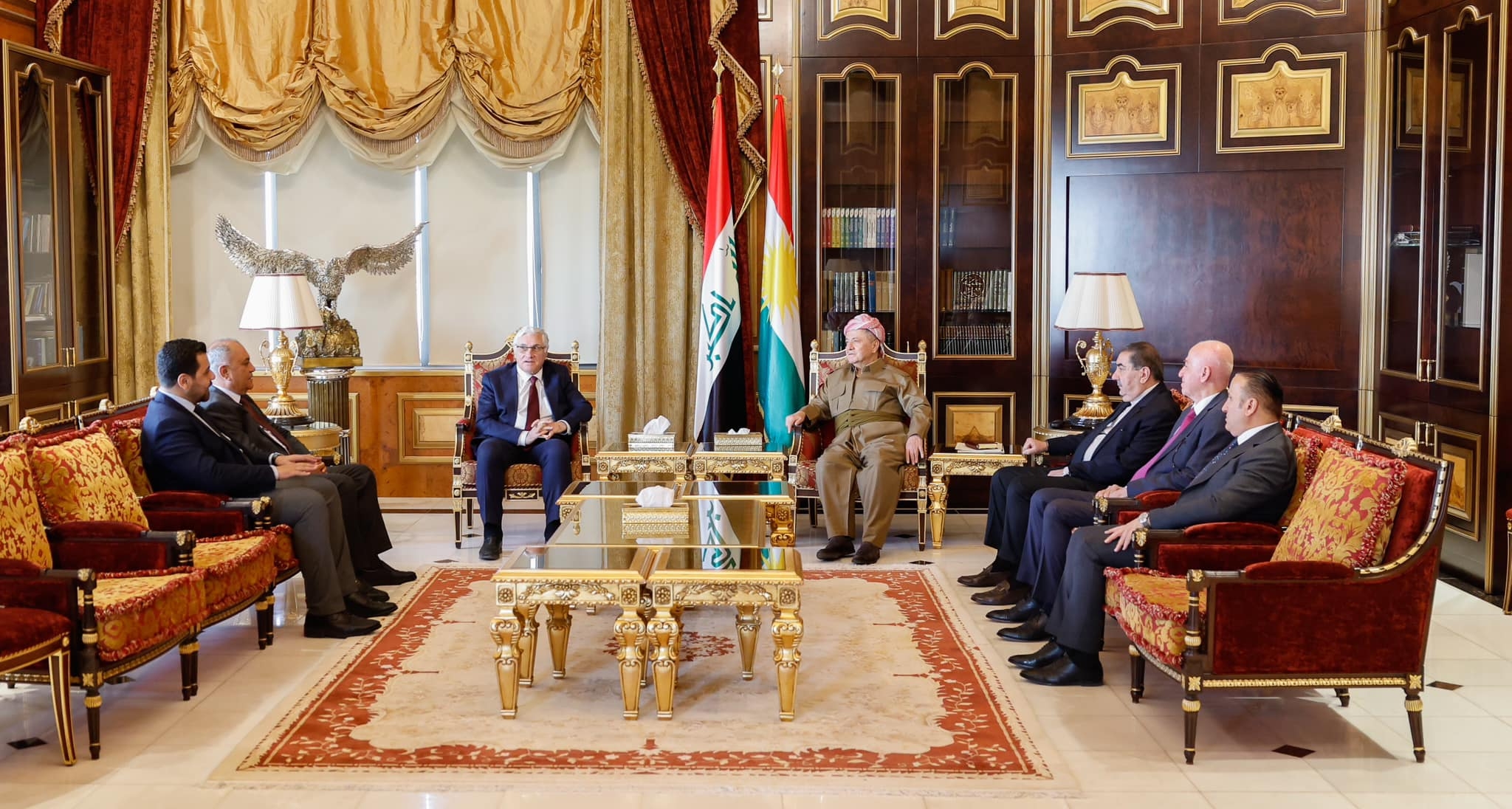 سەرۆک بارزانی پێشوازی لە شاندێکی باڵای حزبی شیوعیی عێراقی دەکات