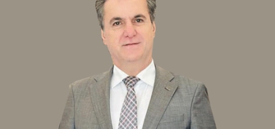 سەروەر كەمال هاواری  بریكاری وەزارەتی پیشەسازی و بازرگانی بۆ كاروباری بازرگانی بۆ گوڵان:     هەوڵەكانی كابینەی نۆیەم بۆ زیادكردنی پشكی هەرێم لە وەرگرتنی گەنم و بەبازاڕكردنی بەرهەمە كوردستانییەكان بووژانەوەی كەرتی كشتوكاڵ و بازرگانی لێ كەوتووەتەوە   