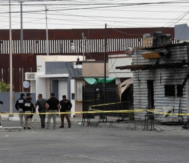 بەهۆی ئاگرکەوتنەوە لە کافێیەک ١١ کەس سووتان