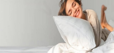 ئایا نووستن لەسەر سك زیانی هەیە؟