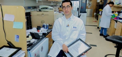 Bijîşkekî Kurd li Amerîkayê Xelata ‘Brightest Brain 2023’ wergirt