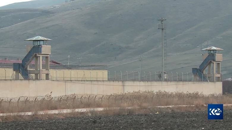 ÎHD: Mafên tendirustî û jiyanê yên girtiyan têne binpêkirin