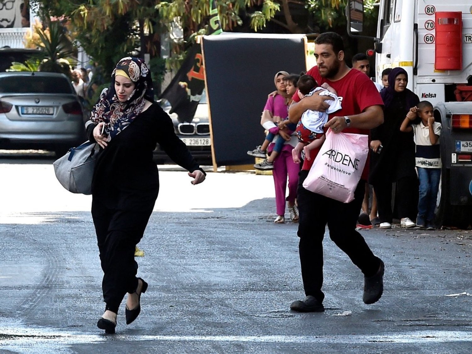 صراعات سياسية تمنع هدنة «عين الحلوة»