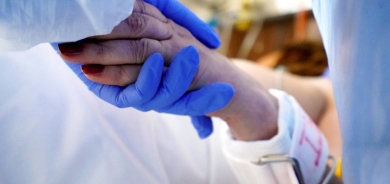 طبيبة تنفي عدم قابلية شفاء التهاب الكبد «C»