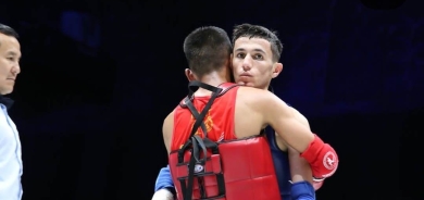 هیچ کەس ولایەنێک هەڵ نەستاوە بەیارمەتیدانمان