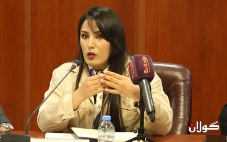 ئاشنا قادر    توێژەر لە سەنتەری توێژینەوەی فەڕەنسی لەسەر عێراق:     گرنگە حكومەتی هەرێمی كوردستان زۆر بە پەلە كار لەسەر ئاسایشی كەلتووری بكات، وەك پاكێجێك كە زۆر شت لەخۆی بگرێت، لە ناویشیاندا سیاسەتی گەنج لە ناو ئاسایشی كەلتووریدا