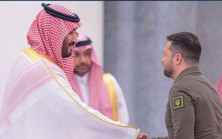 Erebistana Siûdiyê mazûvaniya gotûbêjên aştiya Ukrayna û Rûsyayê kir