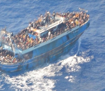 نوقمبوونی بەلەمی کۆچبەران لە کەناراوەکانی ئیتاڵیا؛ 2 كەس گیانیان لەدەستدا