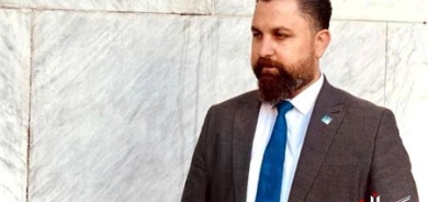 ئەمیر عوسمان  بەڕێوەبەری پێكەوە ژیانی ئایینەكان لە وەزارەتی ئەوقاف و كاروباری ئایینی بۆ گوڵان:     نوێژكردنی قەداسەتی پاپا لە هەولێر بەڵگەیەك بوو كە هەرێمی كوردستان ڕێز لە مرۆڤایەتی و ئایین و ئایینزا جیاوازەكان دەگرێت